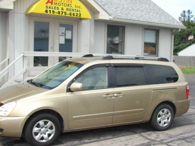 Kia Sedona 2006 photo 2