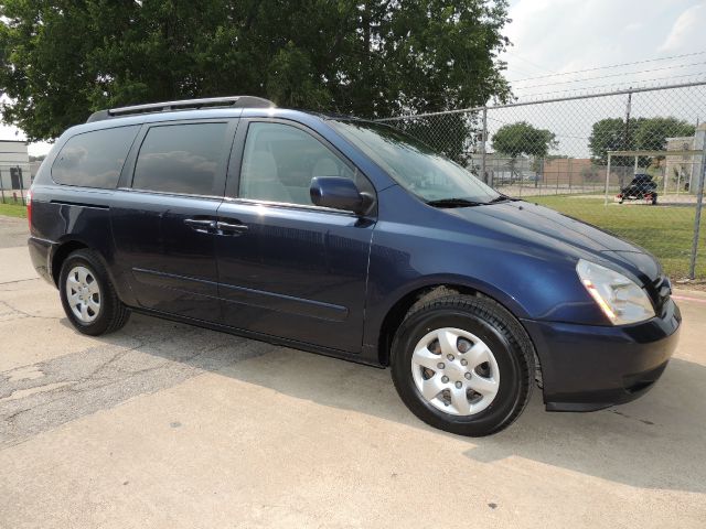 Kia Sedona 2006 photo 1