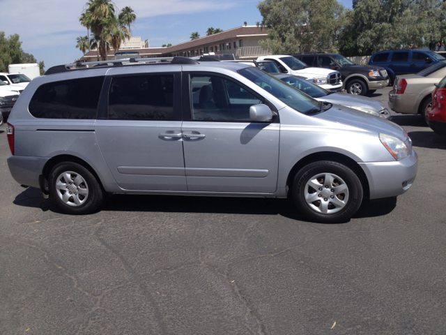 Kia Sedona 2006 photo 10