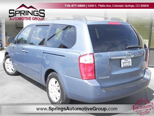 Kia Sedona 2006 photo 2