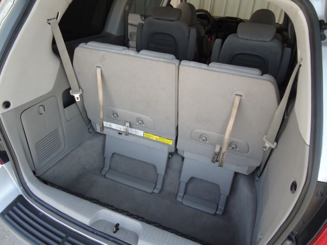 Kia Sedona 2006 photo 25