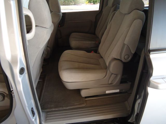 Kia Sedona 2006 photo 28