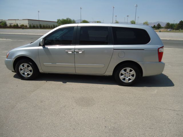 Kia Sedona 2006 photo 39