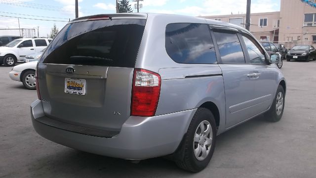 Kia Sedona Elk Conversion Van MiniVan