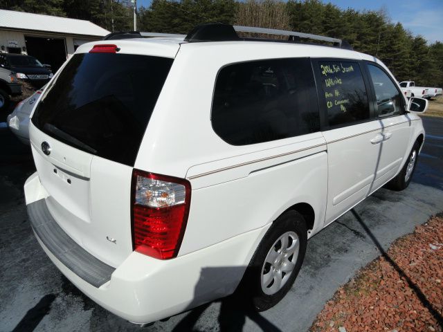 Kia Sedona 2006 photo 4