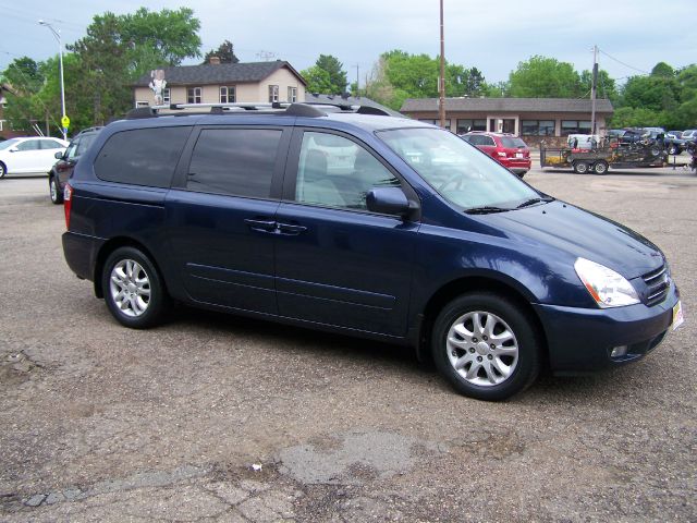 Kia Sedona 2006 photo 4