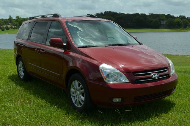 Kia Sedona 2006 photo 2