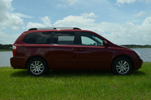 Kia Sedona 2006 photo 3