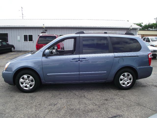 Kia Sedona Elk Conversion Van MiniVan