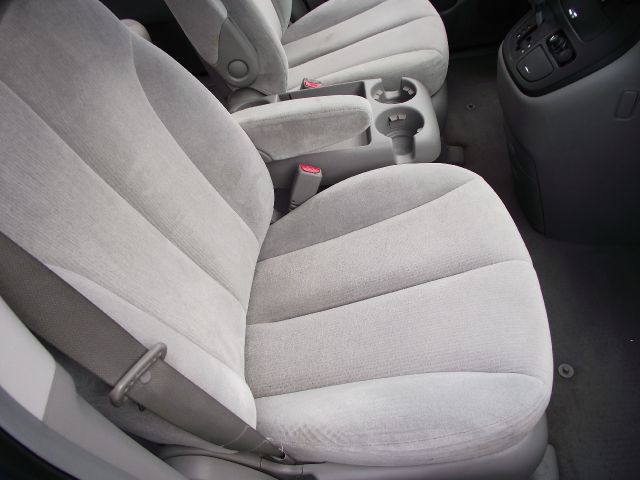 Kia Sedona 2006 photo 5