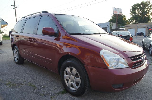 Kia Sedona 2006 photo 1