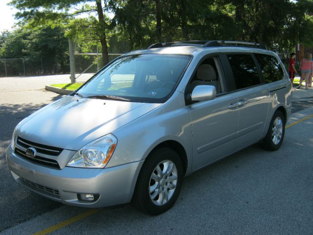 Kia Sedona 2006 photo 4