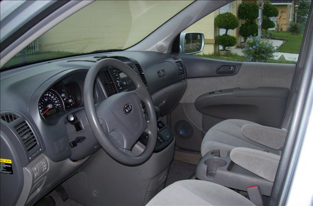 Kia Sedona 2006 photo 3