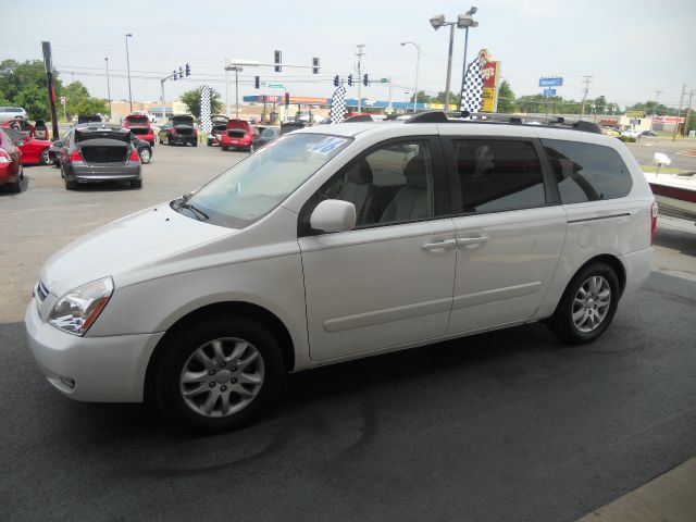 Kia Sedona 2006 photo 3