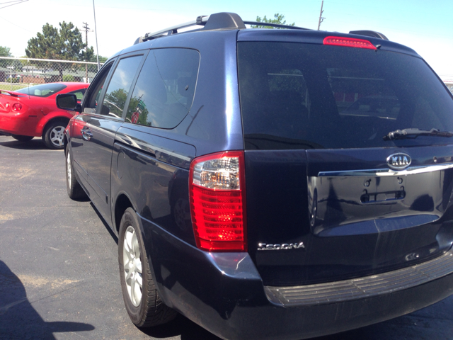 Kia Sedona 2006 photo 3