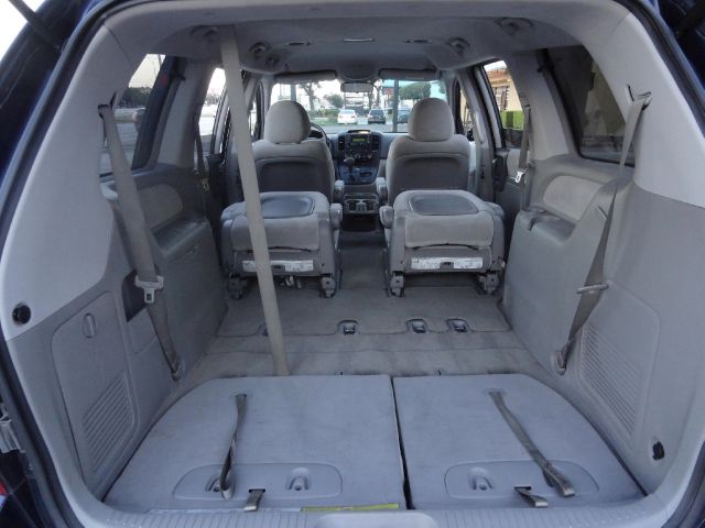 Kia Sedona 2006 photo 27