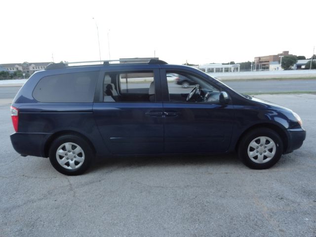 Kia Sedona 2006 photo 4