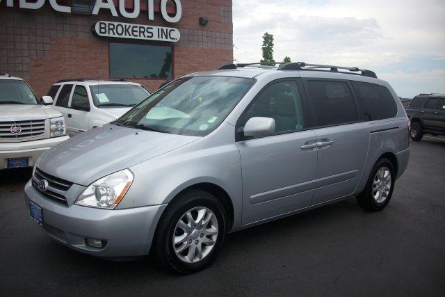 Kia Sedona Elk Conversion Van MiniVan