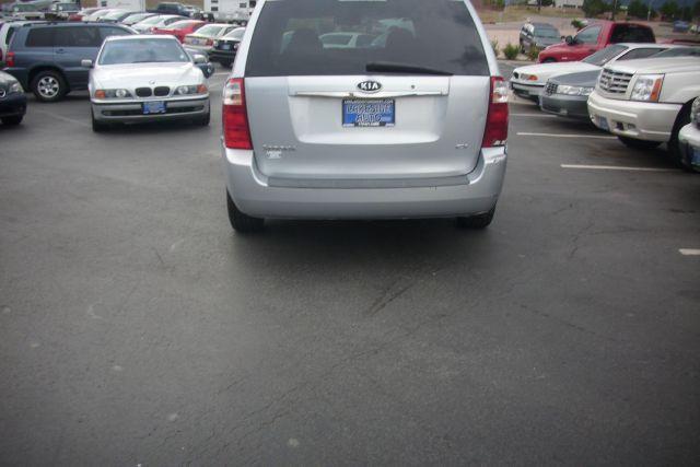 Kia Sedona 2006 photo 3