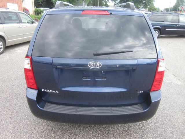 Kia Sedona 2006 photo 2