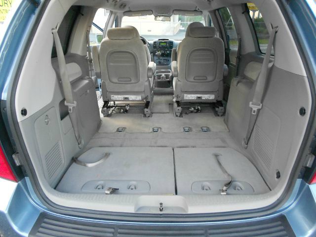 Kia Sedona 2006 photo 1