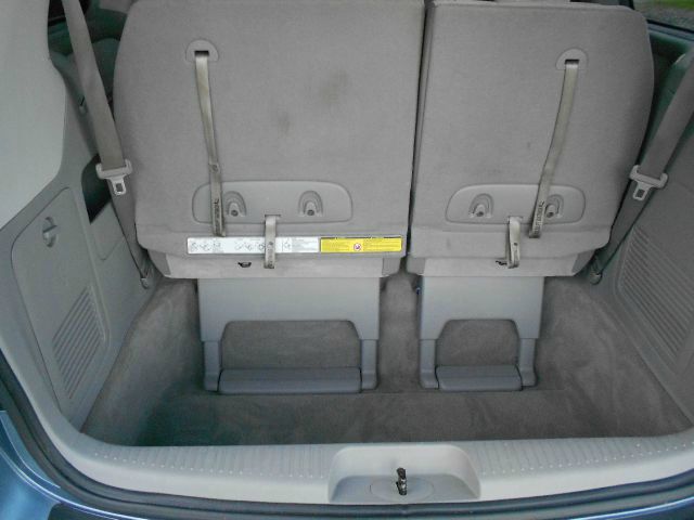 Kia Sedona 2006 photo 3