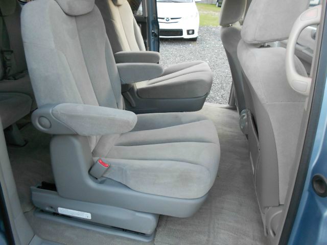 Kia Sedona 2006 photo 9