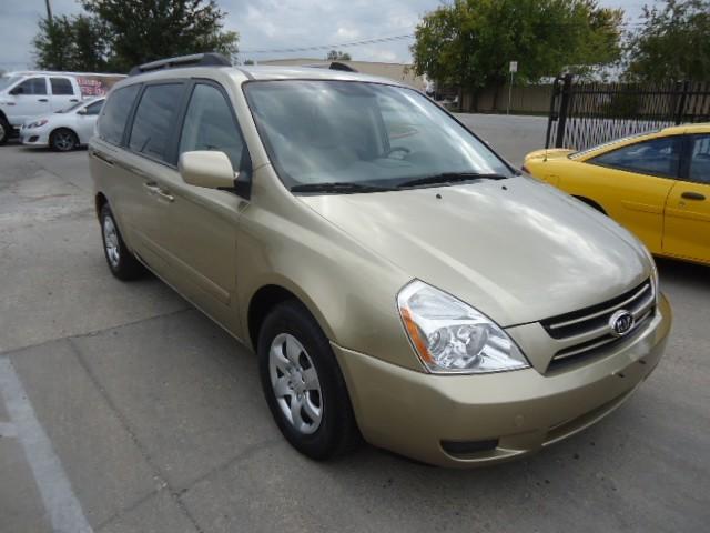 Kia Sedona 2007 photo 3