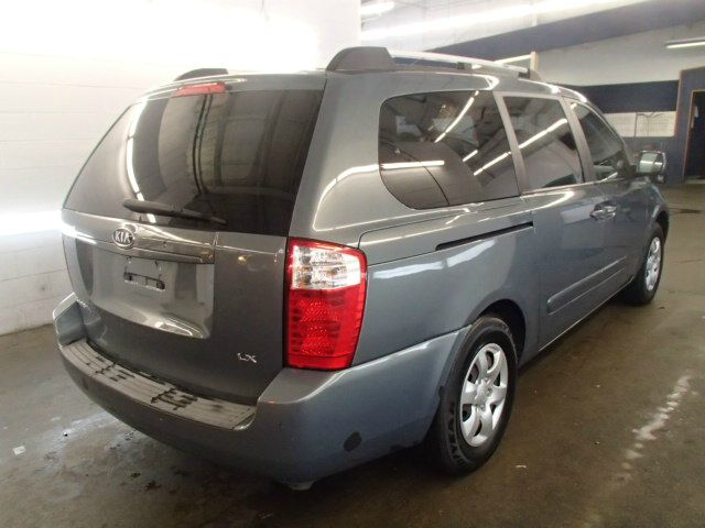 Kia Sedona 2007 photo 3