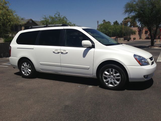 Kia Sedona 2007 photo 11