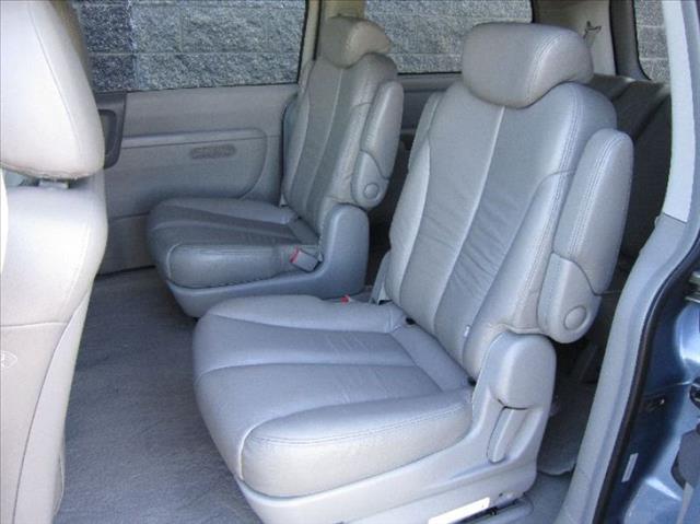 Kia Sedona 2007 photo 16