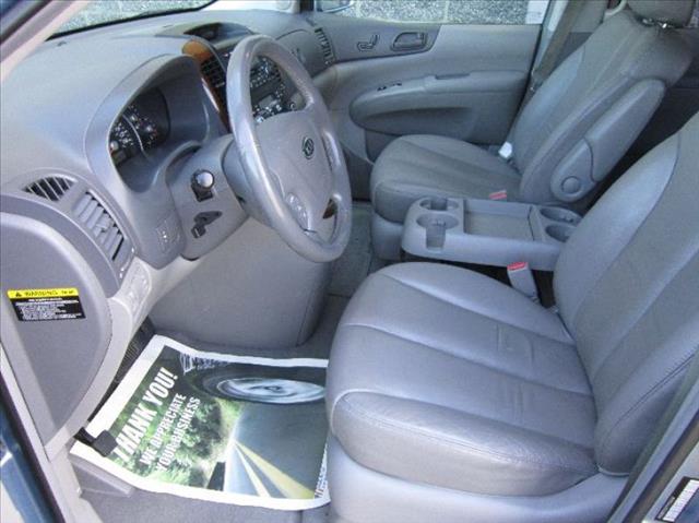 Kia Sedona 2007 photo 4