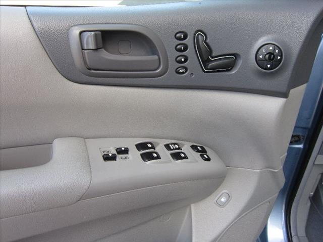 Kia Sedona 2007 photo 5