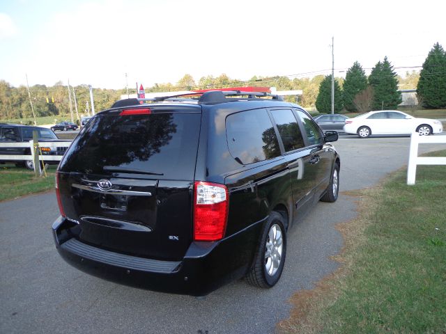 Kia Sedona 2007 photo 2