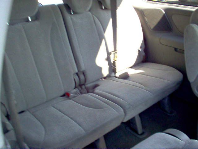 Kia Sedona 2007 photo 2