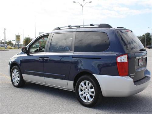 Kia Sedona 2007 photo 2