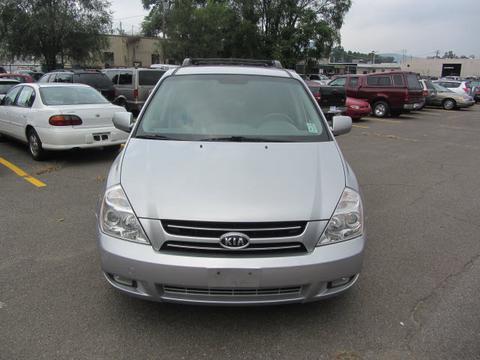 Kia Sedona 2007 photo 1