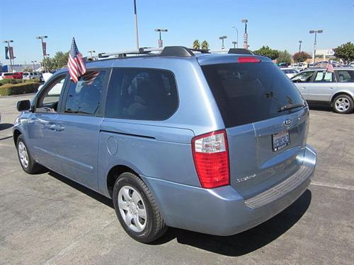 Kia Sedona 2007 photo 1