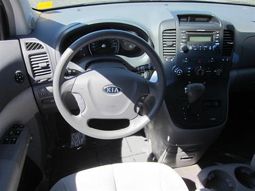 Kia Sedona 2007 photo 3