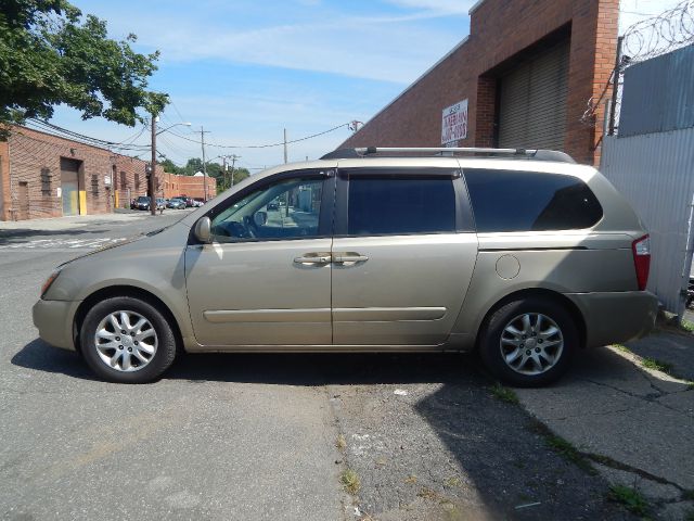 Kia Sedona 2007 photo 1