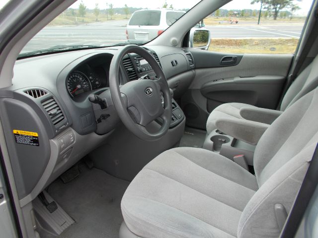 Kia Sedona 2007 photo 1