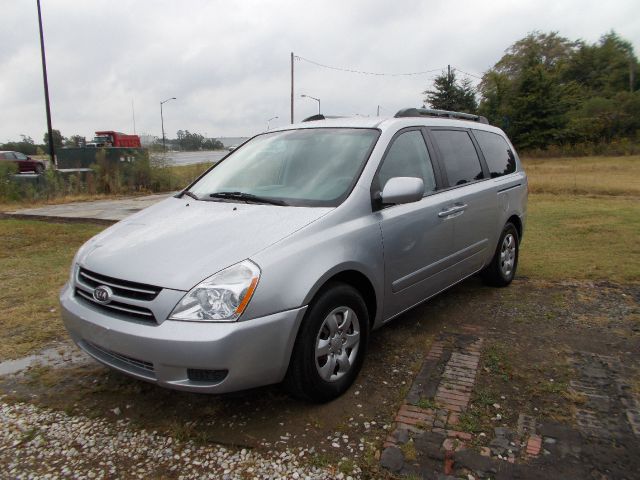 Kia Sedona 2007 photo 2