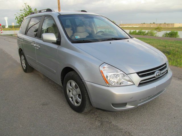 Kia Sedona 2007 photo 3