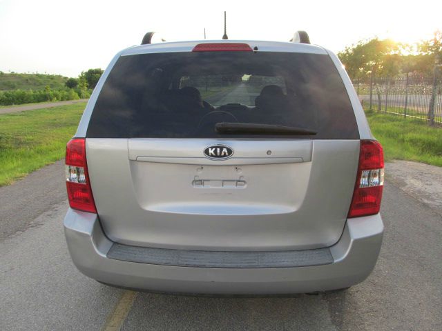 Kia Sedona 2007 photo 4