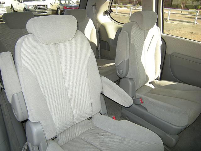 Kia Sedona 2007 photo 2