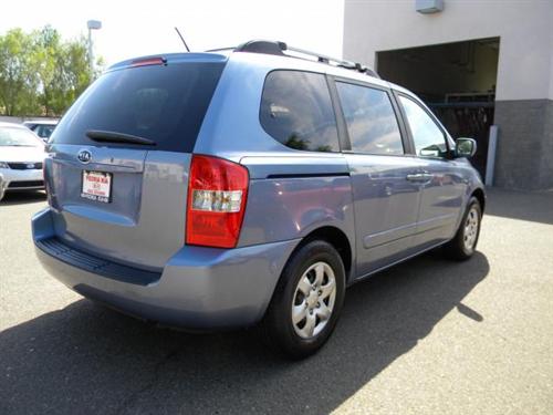 Kia Sedona 2007 photo 4