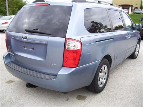 Kia Sedona 2007 photo 2