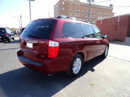 Kia Sedona 2007 photo 4