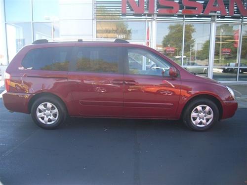 Kia Sedona 2007 photo 2