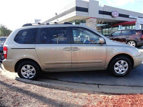 Kia Sedona 2007 photo 4